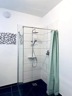 Ein Badezimmer in der Unterkunft Hübsches Design Apartment mit Parkplatz im Zentrum von Königstein