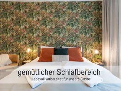 Ein Bett oder Betten in einem Zimmer der Unterkunft Benville BV02 - 52 qm für Paare und Kultur - 10-15 min zur Altstadt - ruhig - zentral - WLAN - Smart-TV