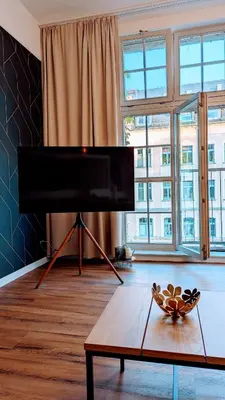 TV/Unterhaltungsangebot in der Unterkunft Premium Loft im Szeneviertel, WLAN, Smart TV, Parklplatz, Netflix