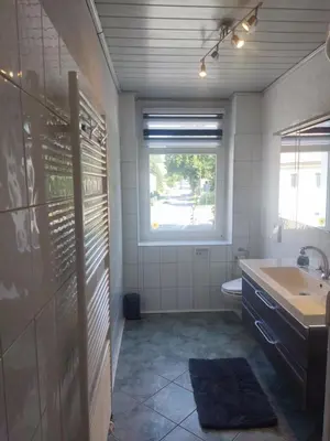 Ein Badezimmer in der Unterkunft Ferienwohnung 2 am Hofladen Hellendorf