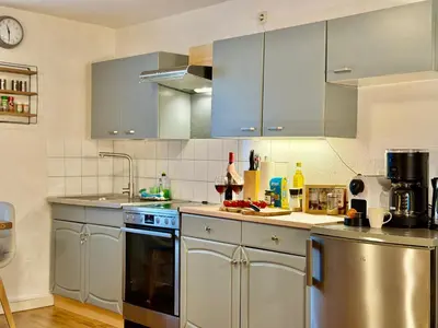 Küche/Küchenzeile in der Unterkunft Bergling Apartment im Zentrum • Netflix • Festungsblick • Obst und Wein •