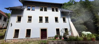 Das Gebäude in dem sich die Ferienwohnung befindet