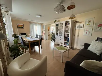 Ein Sitzbereich in der Unterkunft Ferienwohnung Bille