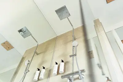 Ein Badezimmer in der Unterkunft Hotel am Schwanenhaus