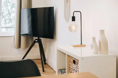 TV/Unterhaltungsangebot in der Unterkunft TIP! Design-Apartment in Toplage 75qm in Szeneviertel