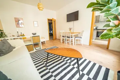 TV/Unterhaltungsangebot in der Unterkunft FullHouse - Chemnitz - Leonardo Apt - 3 Bedrooms & Balcony