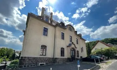 Das Gebäude in dem sich die Ferienwohnung befindet