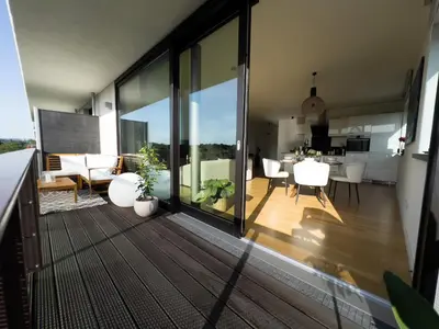 Ein Sitzbereich in der Unterkunft Moderne Ferienwohnung mit großzügigen 100qm in der Dresdner Altstadt