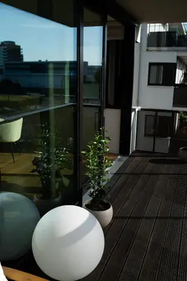 Ein Balkon oder eine Terrasse in der Unterkunft Moderne Ferienwohnung mit großzügigen 100qm in der Dresdner Altstadt
