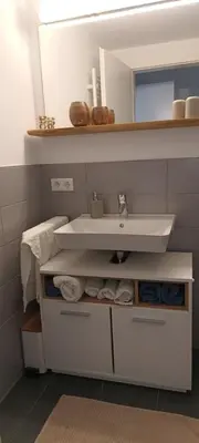 Grundriss der Unterkunft Wunderschöne Ferienwohnung direkt an der Elbe, Alt-und Neustadtnähe
