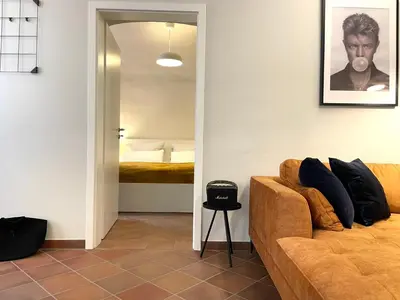 Ein Sitzbereich in der Unterkunft Design Suite Altstadt am Markt mit Parkplatz