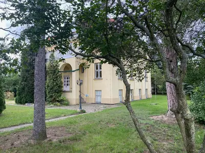 Ein Garten an der Unterkunft 205 qm 