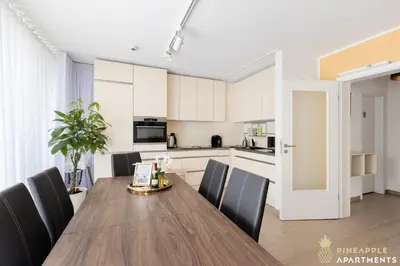 Küche/Küchenzeile in der Unterkunft PINEAPPLE APARTMENTS - Zwinger IX - 80qm - 1x free parking