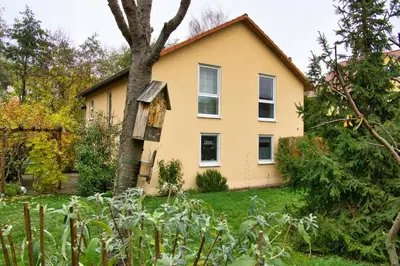 Ein Garten an der Unterkunft myCozyPlace - Gemütliches Zimmer für Zwei