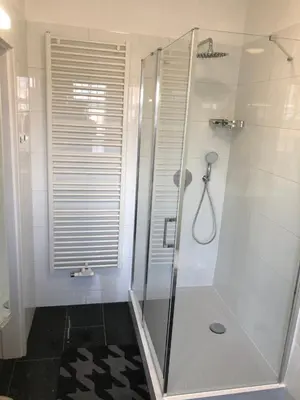 Ein Badezimmer in der Unterkunft Pension am See