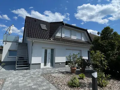 Das Gebäude in dem sich die Ferienwohnung befindet