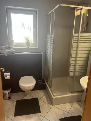 Ein Badezimmer in der Unterkunft Ferienwohnung Pobershau