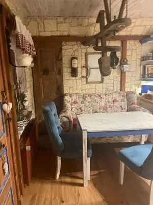 Ein Sitzbereich in der Unterkunft Ferienwohnung „ Hospitalhütte“