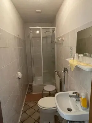 Ein Badezimmer in der Unterkunft Pension Krahmer