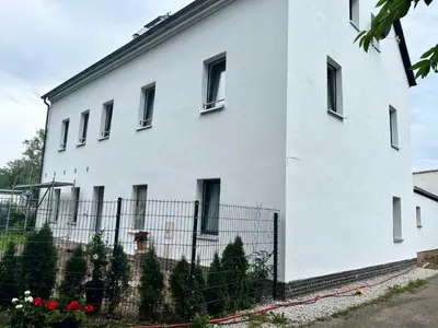 Das Gebäude in dem sich die Ferienwohnung befindet