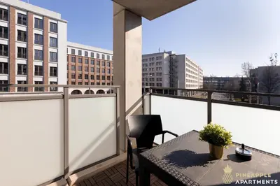 Ein Balkon oder eine Terrasse in der Unterkunft PINEAPPLE APARTMENTS - Studio-Apartment am Zwinger