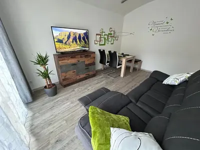 Ein Sitzbereich in der Unterkunft Ruhige Maisonettewohnung auf dem Kaßberg