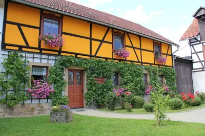 Ein Garten an der Unterkunft Pension Zumpe