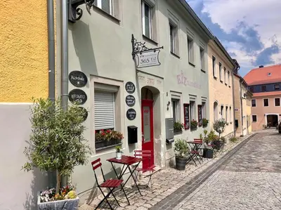 Das Gebäude in dem sich die Ferienwohnung befindet