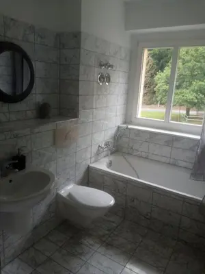 Ein Badezimmer in der Unterkunft ELBENLAND SÄCHSISCHE SCHWEIZ II - Komfortable 2-Raum-Wohnung im Herzen der sächsischen Schweiz