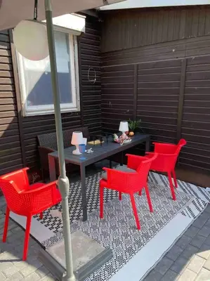 Ein Patio oder anderer Außenbereich in der Unterkunft HH_Ferienhaus Nicole, 100 Meter zum Badesee