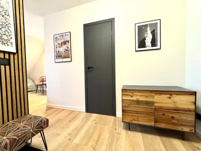 Grundriss der Unterkunft Queen Loui: Comfy Apartment mit Tiefgarage