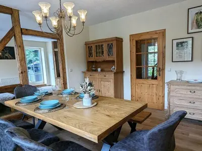 Küche/Küchenzeile in der Unterkunft Old Forge Modern Retreat