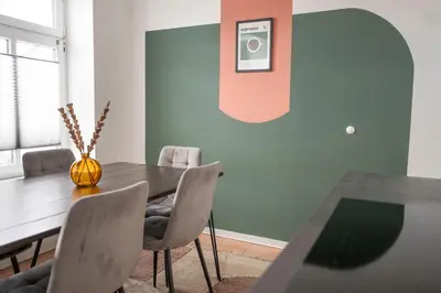 Ein Sitzbereich in der Unterkunft Boho-Suite - Sauna, Netflix, Nespresso, Zentral, Messe