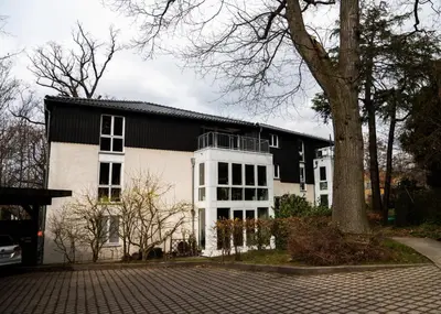 Das Gebäude in dem sich die Ferienwohnung befindet