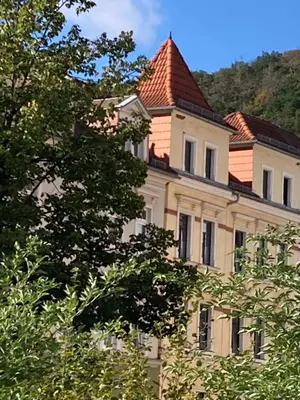Das Gebäude in dem sich die Ferienwohnung befindet