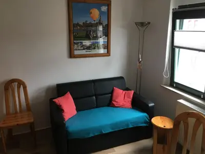 Ein Sitzbereich in der Unterkunft Ferienwohnung in Meißen-Triebischtal