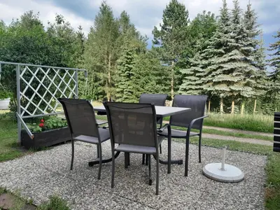 Ein Garten an der Unterkunft Ferienwohnung Blick zum Zirkelstein