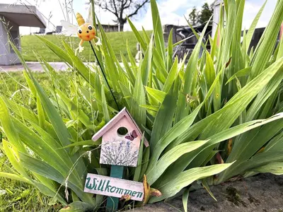 Ein Garten an der Unterkunft Apartment in Papstdorf 