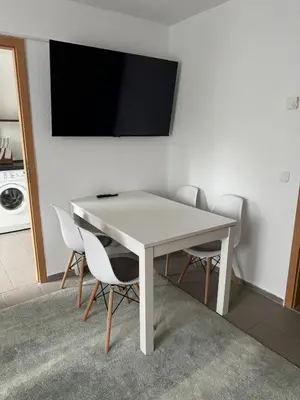 TV/Unterhaltungsangebot in der Unterkunft Charmante Zentrale 2 Raum Wohnung
