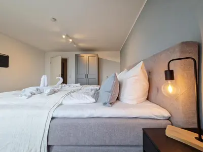 Ein Bett oder Betten in einem Zimmer der Unterkunft RR - Apartments Kappel - 85qm - Lift - WIFI