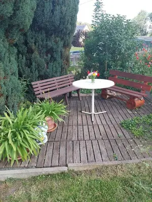Ein Garten an der Unterkunft Ferienwohnung Einsiedel