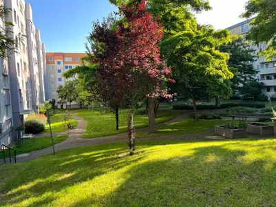 Ein Garten an der Unterkunft Ferienwohnung Leubnitz