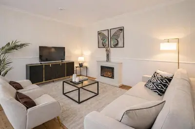 TV/Unterhaltungsangebot in der Unterkunft Ruhige 5 Sterne Wohnung Nähe Altstadt