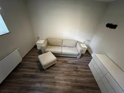 Ein Sitzbereich in der Unterkunft Apartment an der Jungen Garde