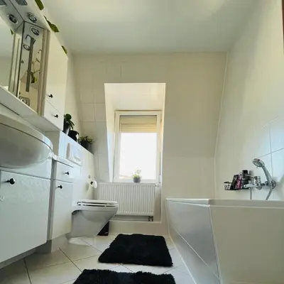 Ein Badezimmer in der Unterkunft Modernes Cityapartment nähe Schloss Pillnitz