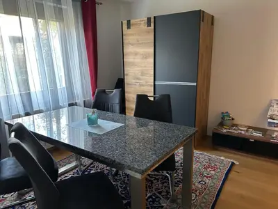 Ein Sitzbereich in der Unterkunft Ferienwohnung Niemann