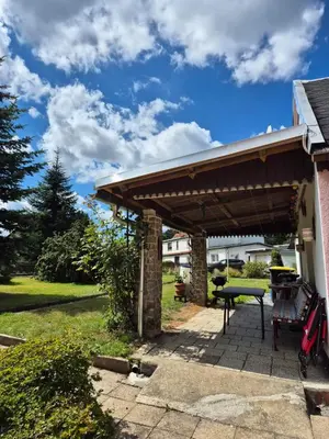 Ein Garten an der Unterkunft Ferienhaus Pali - idyllische Atmosphäre