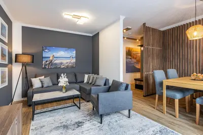 Ein Sitzbereich in der Unterkunft Moderne Appartement Wohnung mit 2 Schlafzimmern im Zentrum von Riesa