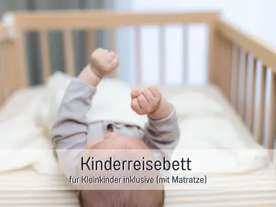 Ein Bett oder Betten in einem Zimmer der Unterkunft Benville Pirna - 54qm für 5 Personen - Ruhige Lage & Stellplatz - WLAN - Zentral - Fahrradkeller