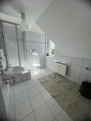 Ein Badezimmer in der Unterkunft Cozy Work and Stay Pretty Home